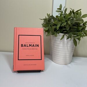 Little Book of Balmain - Pink